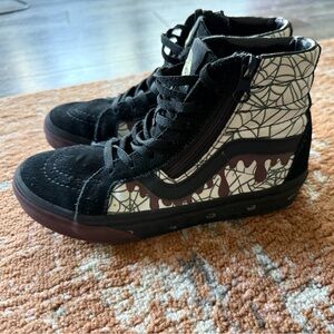 Kids vans size 2.5